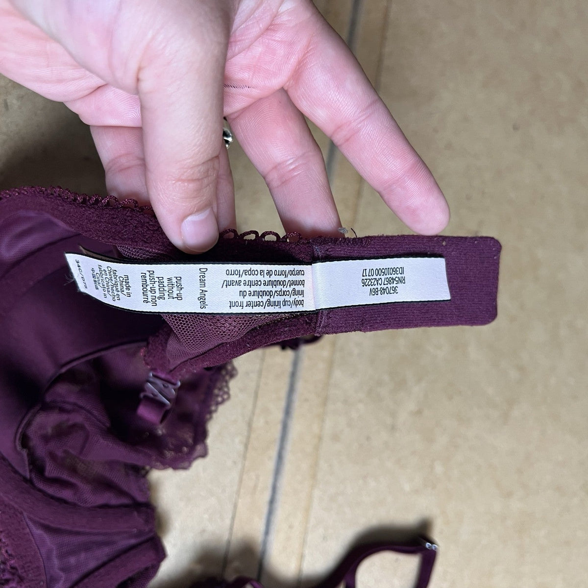 Victoria's Secret Bra Womens 34C Purple Push Up Lace Underwired Dream Angels