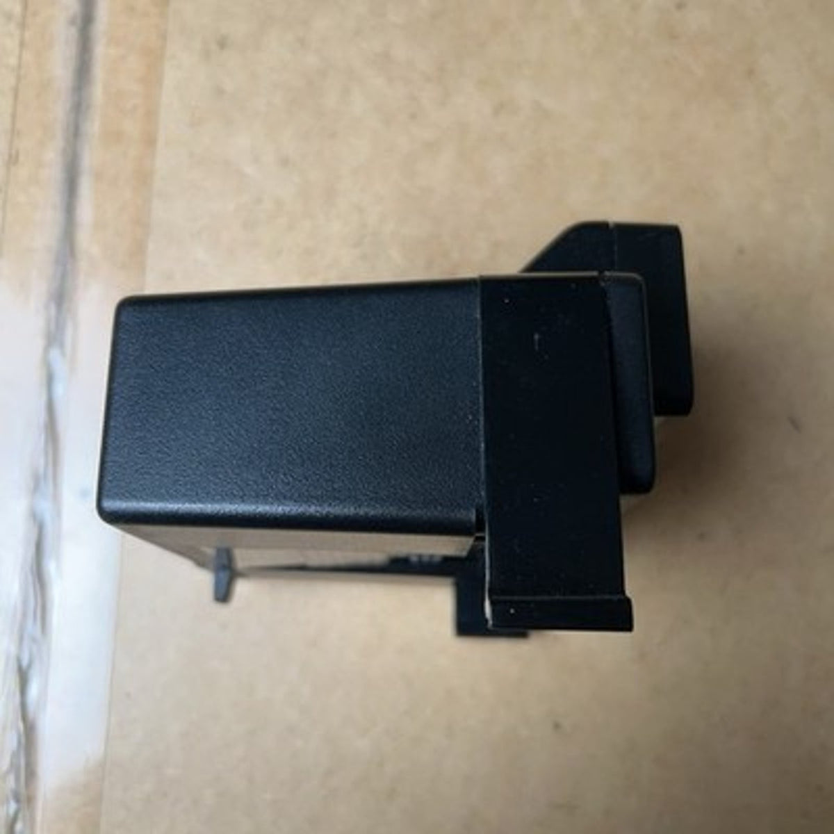 Polaroid Q-Light Flash Unit Black Made In USA For Polaroid Instant Cameras