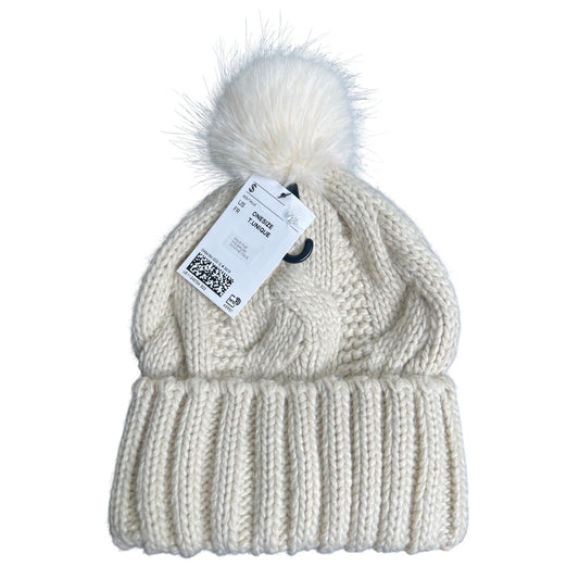 NWT White Cable-knit Pompom Hat One Size