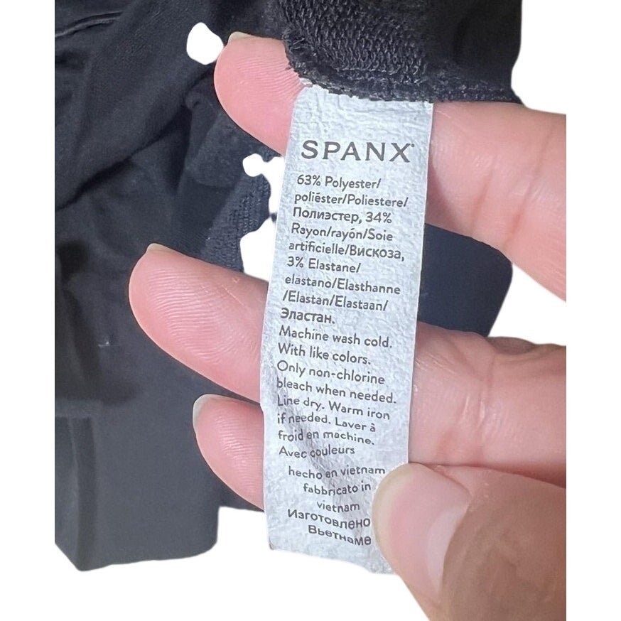 Spanx Tunic Womens 1X Black Crew Neck Jersey Stretch Lightweight Pullover