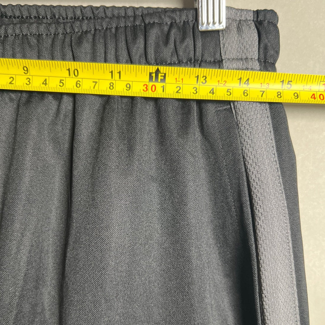 NWT Nike Size Medium Black Sweatpants 100% Polyester Activewear