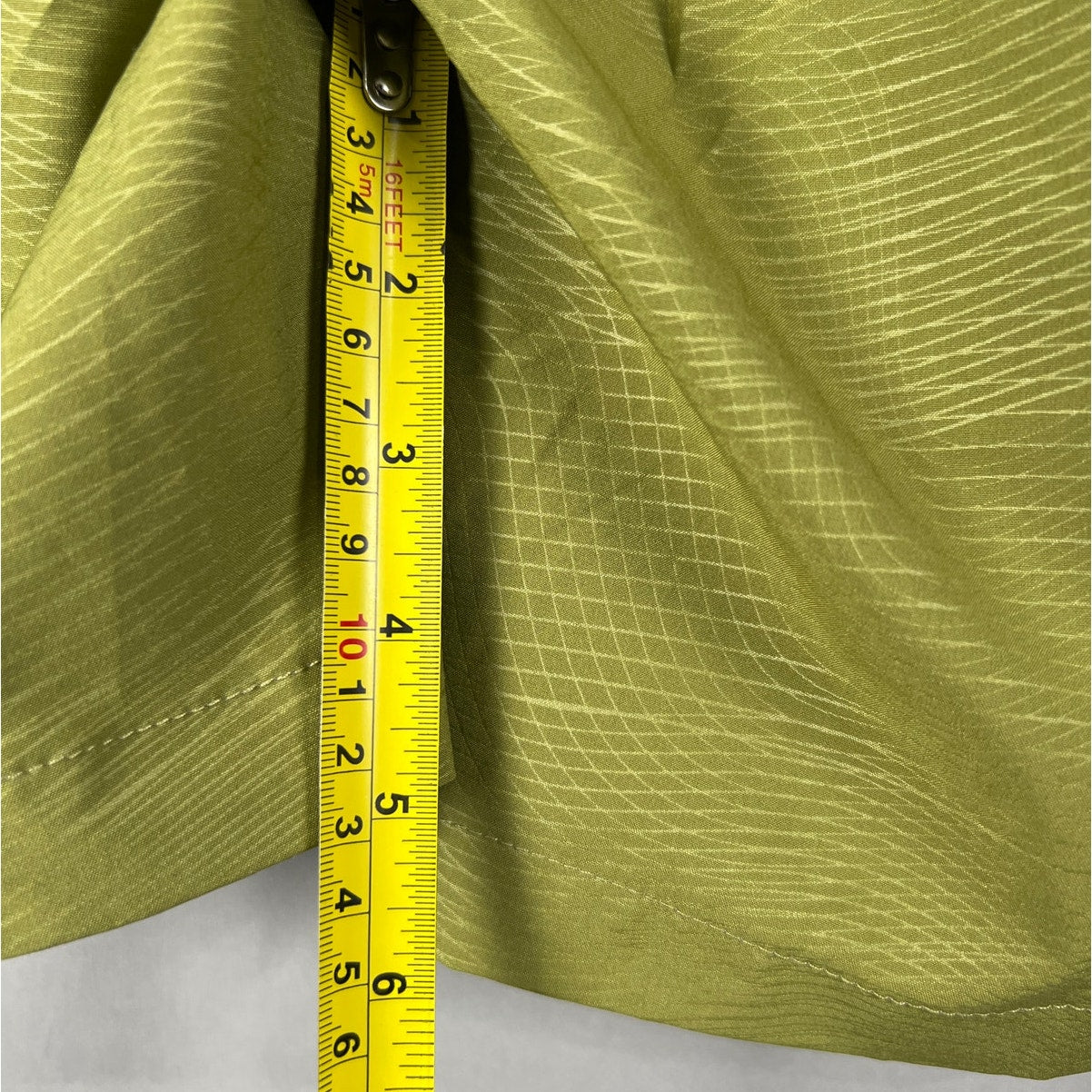 Rayasun Island XL NWT Inspired Volley Me Linear Stamp Print SHorts