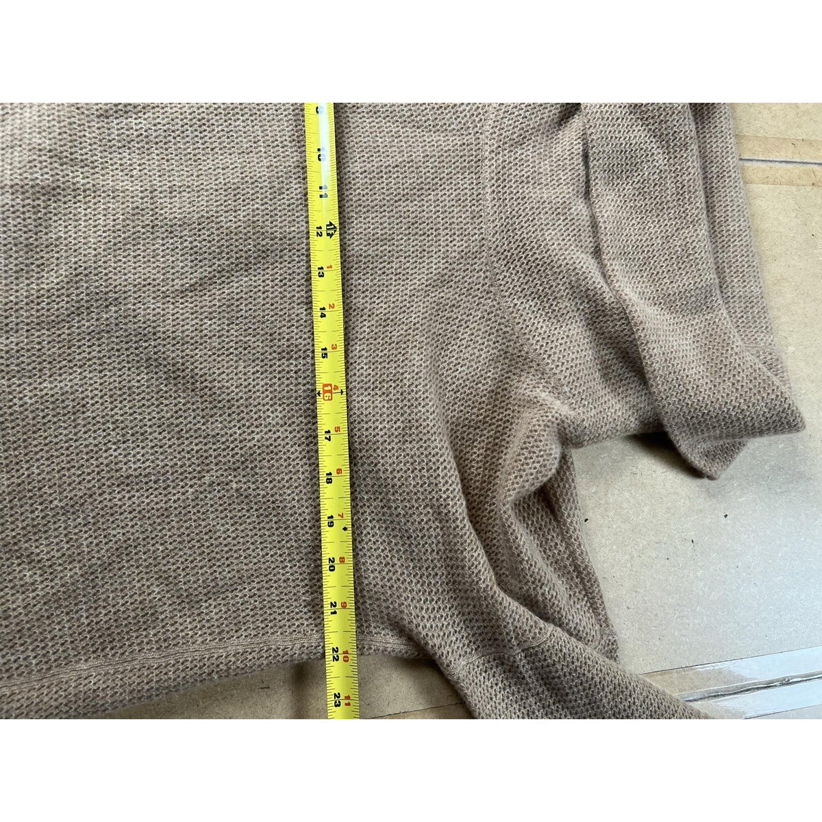 Saks Fifth Avenue Sweater Womens L Beige 100% Cashmere Turtleneck Open-Knit