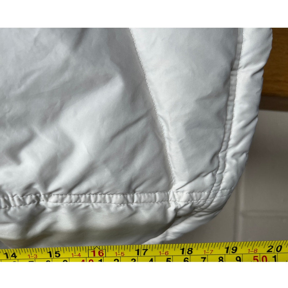 Patagonia Women's Medium Polyester White Down Parka Jacket