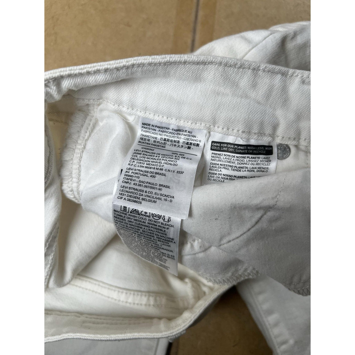 Levi's Pants Womens 8 White Denim Ankle Slim Stretch Pockets Zip Flat Front
