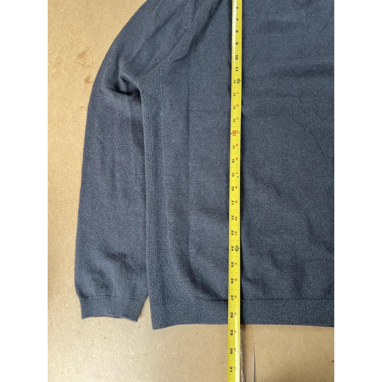 Kuhl Sweater Mens XL Gray Pullover Crew Neck Lightweight Knit Logo Casual