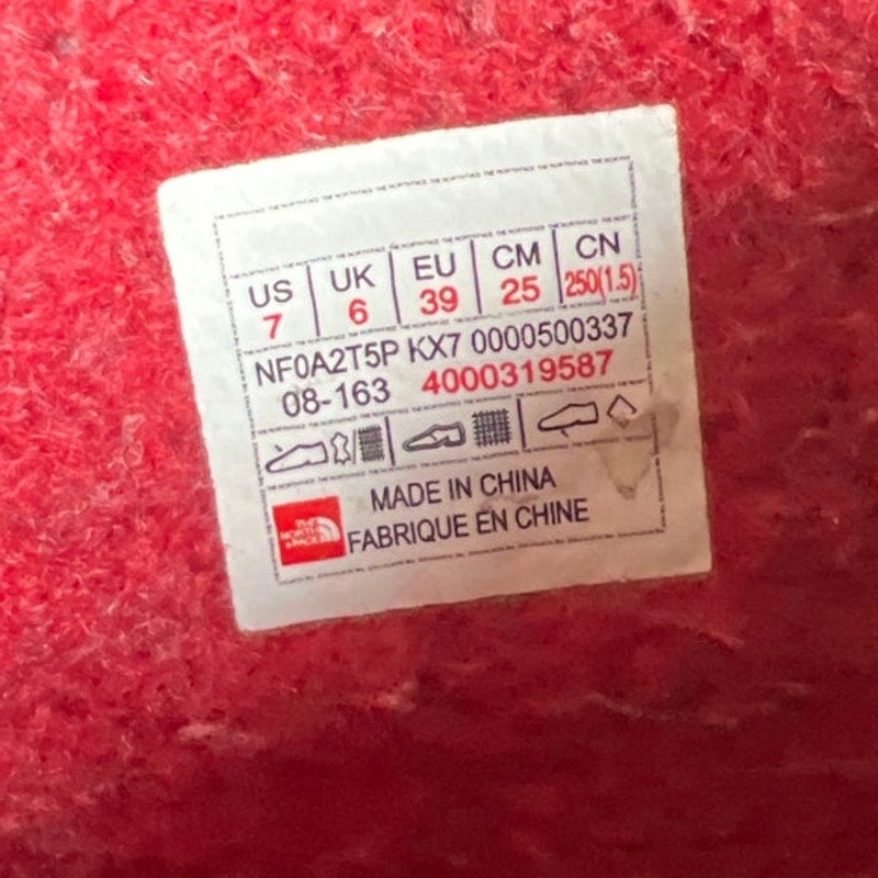 The NorthFace ThermalFelt Plus Size 7 Waterproof IV Winter Snow Waterproof Boot