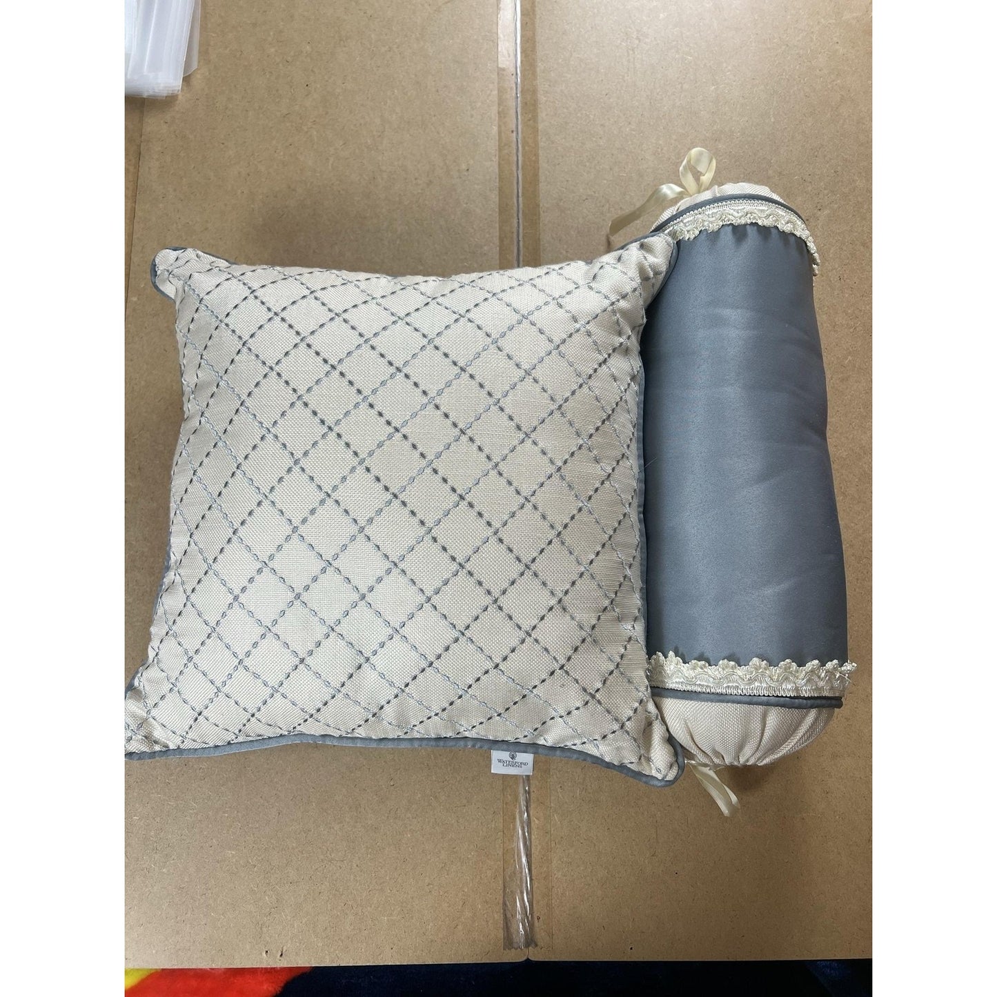 Waterford Linens Cushion Gray 40 X 40 Cm Traditional Geometric Polyester Blend