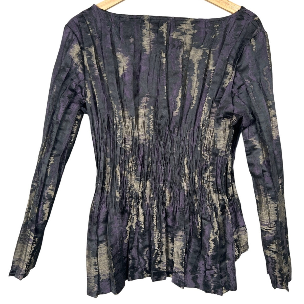 Babette Size XS 100% Polyester Pleated Crinkle Long Sleeve Top
