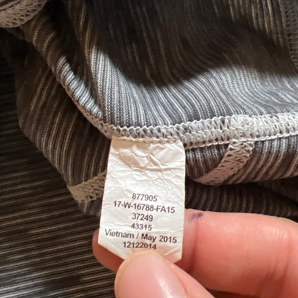 REI Gray Half-Zip Athletic Pullover size M