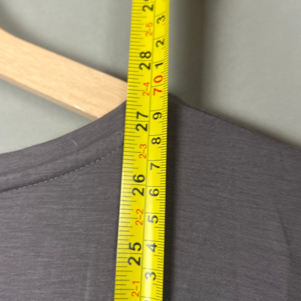 Athleta Women's Size XL Ultimate Logo Gray T-Shirt