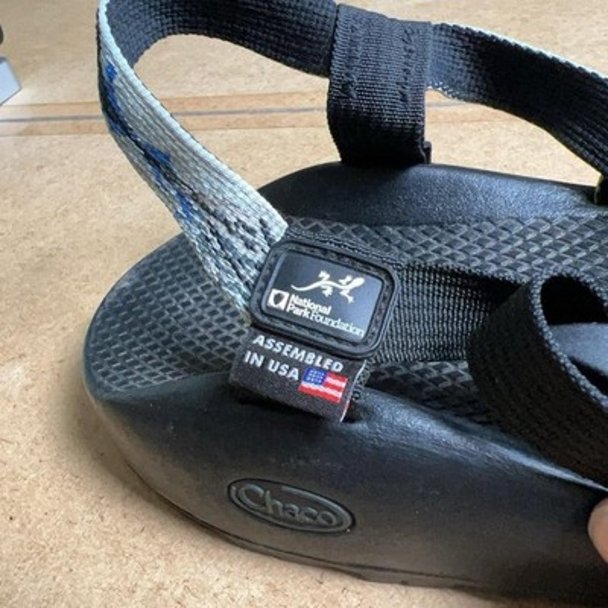 Chaco Sandal Mens Size 12 Black Thong Adjustable Strap Multicolor Casual