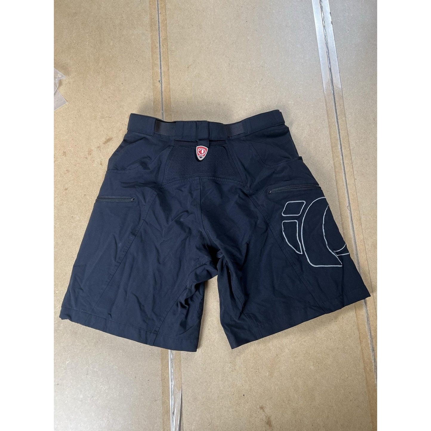 Pearl Izumi Cargo Shorts Unisex S Black Cycling Nylon Spandex Polyester 31 Waist