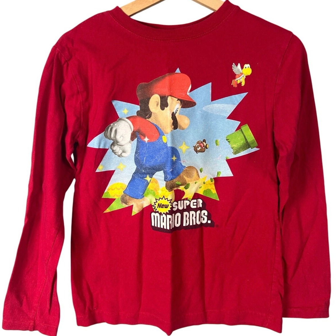 2008 New Super Mario Bros Nintendo Red Long Sleeve Large Kids