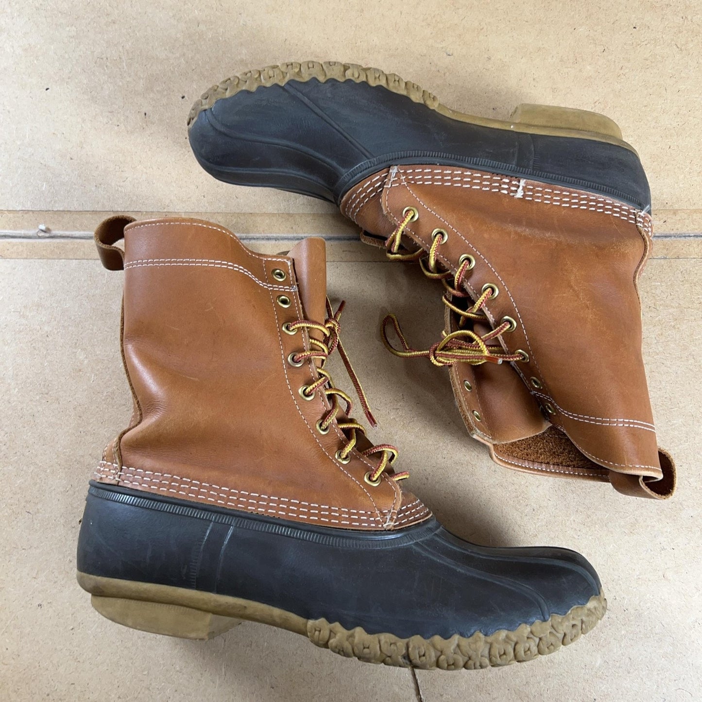 L.L.Bean Shoes Mens Size 9 Brown Bean Boot Leather Waterproof Lace-Up Casual