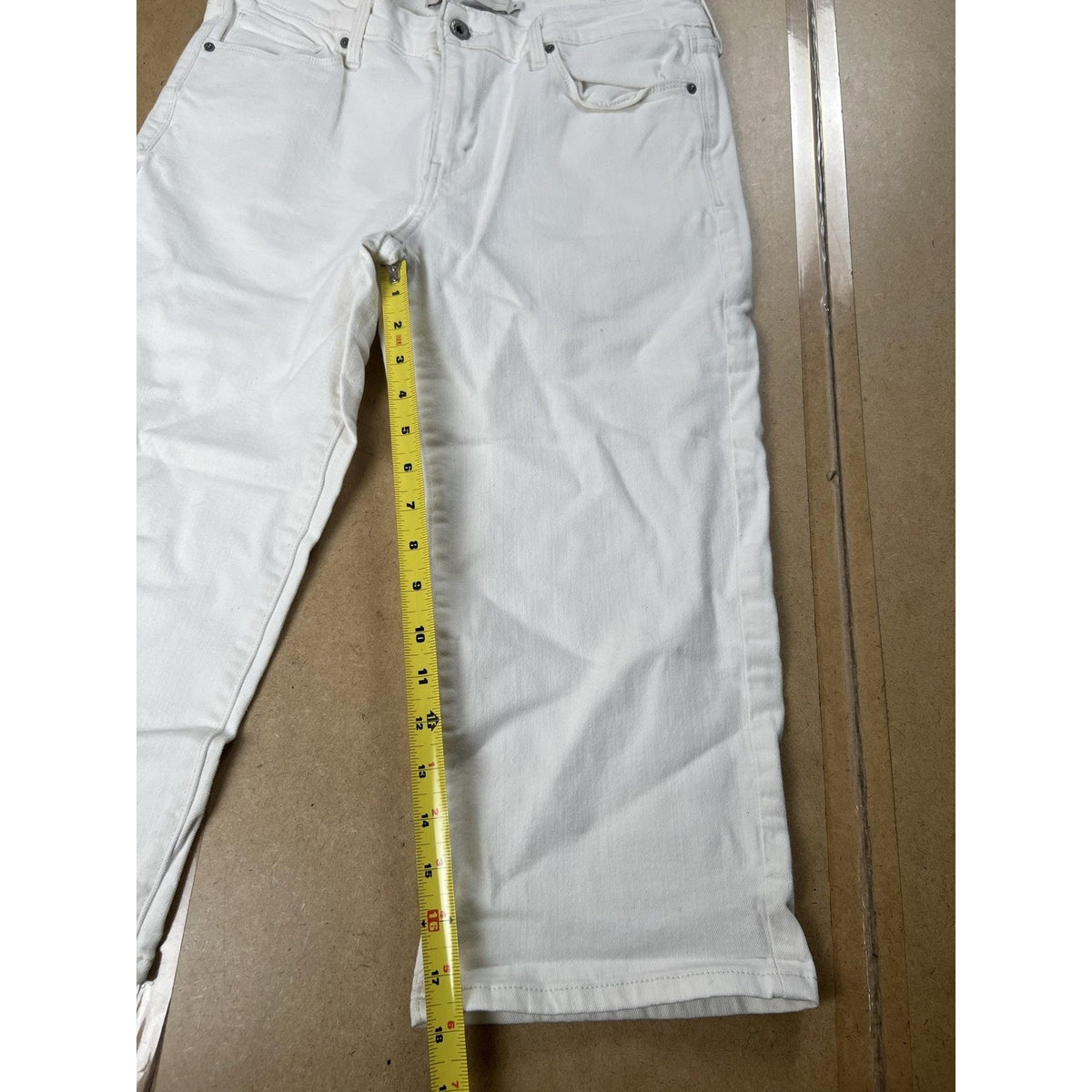 Levi's Pants Womens 8 White Denim Ankle Slim Stretch Pockets Zip Flat Front