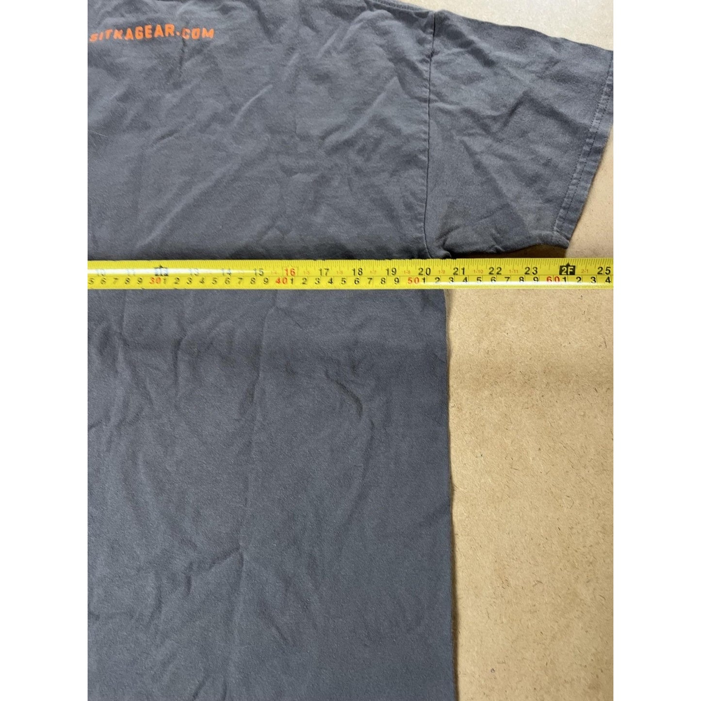 Gildan Sitka Gear Shirt Mens Large Gray The Mountain Is My Treadmill Graphic Tee