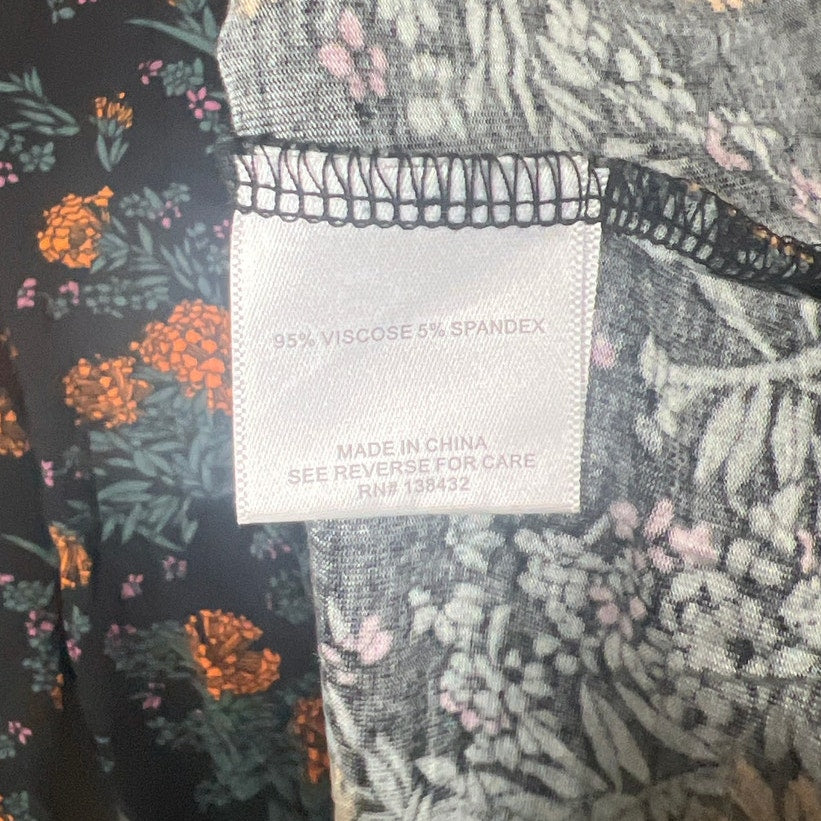 Modcloth Size Large Viscose Turtle Neck Long Sleeve Floral