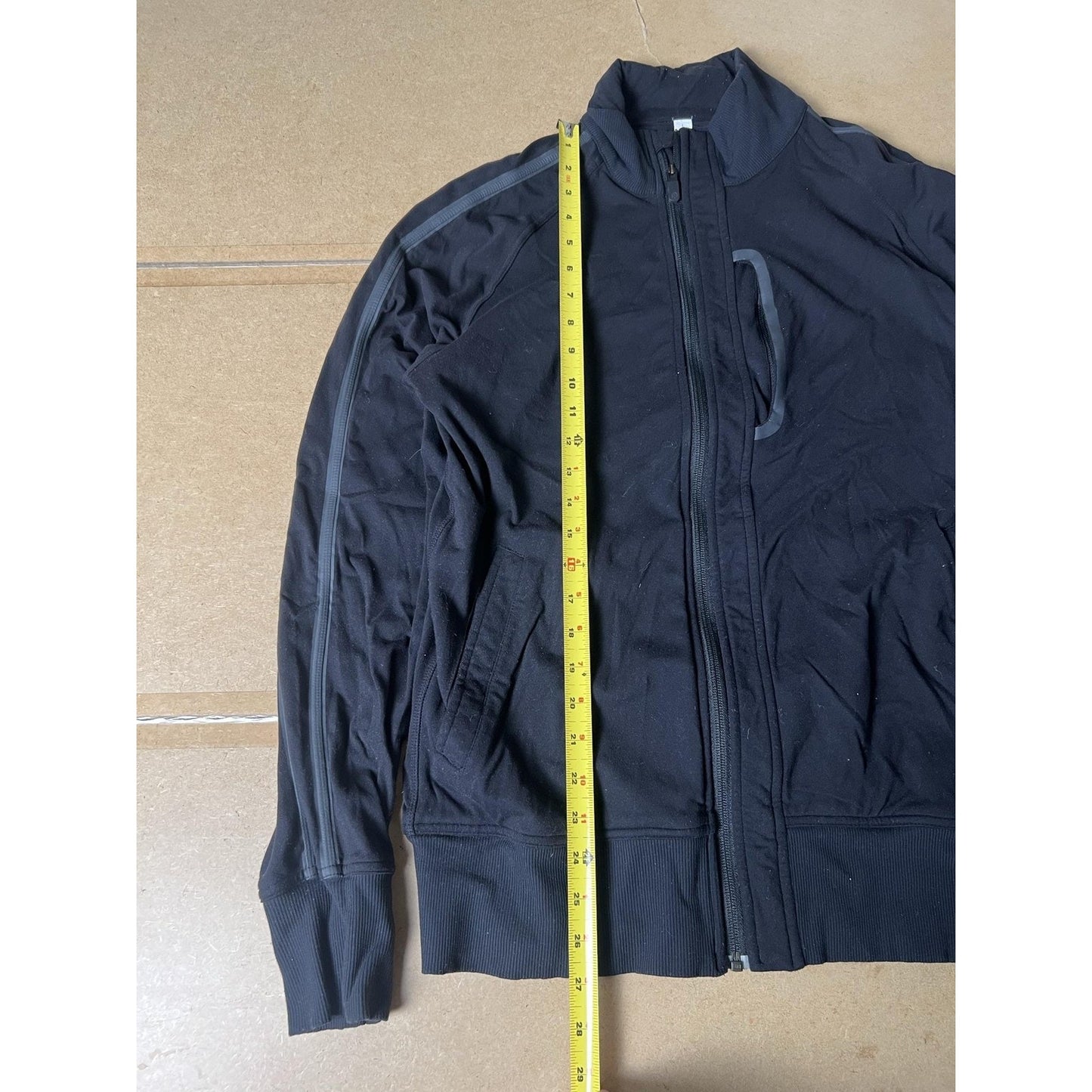 Lululemon Sweater Mens L Black Full Zip Mock Neck Nylon Spandex Athletic