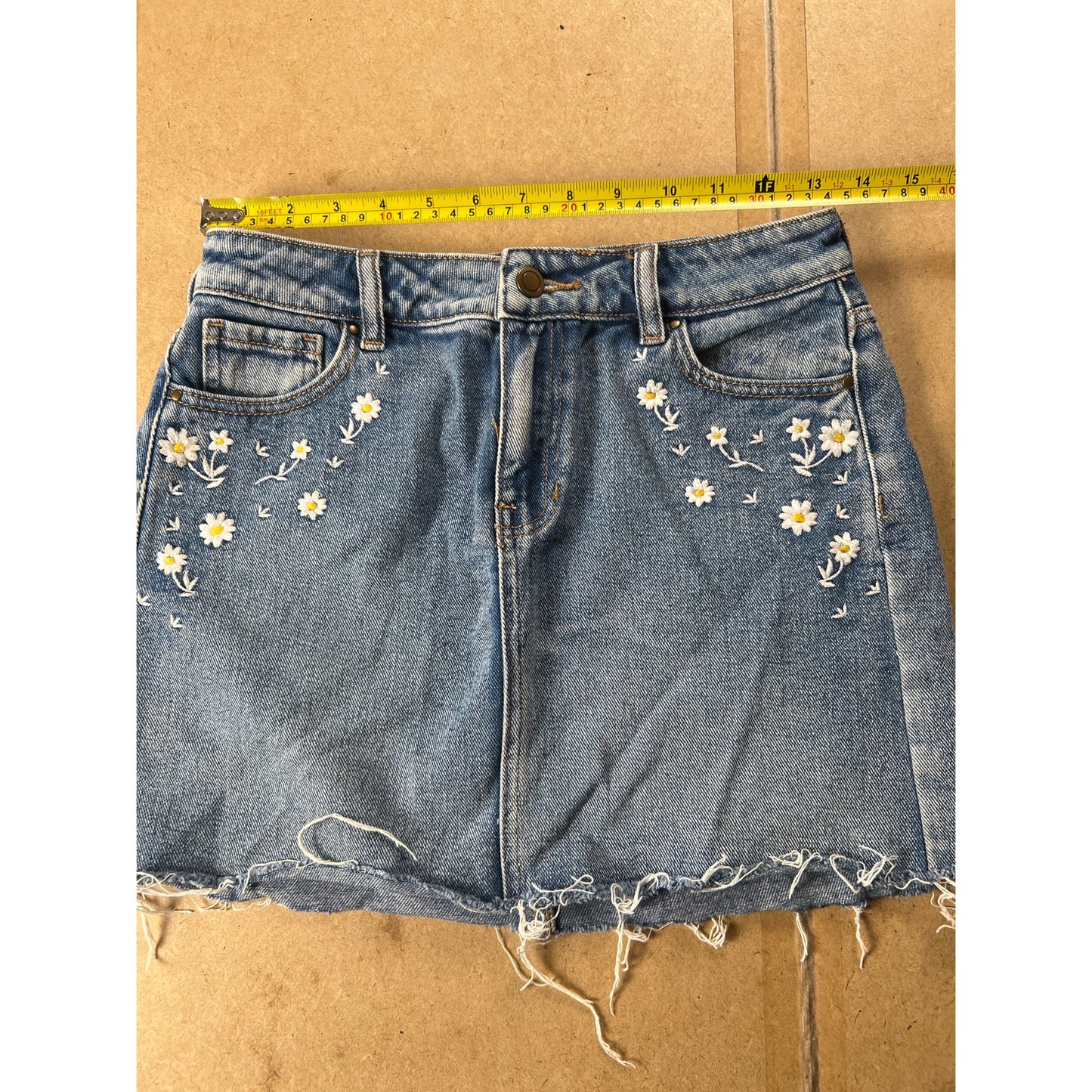 Lottie Moss Floral Embroidered Denim Mini Skirt Size 28 Blue Jean Daisy Boho