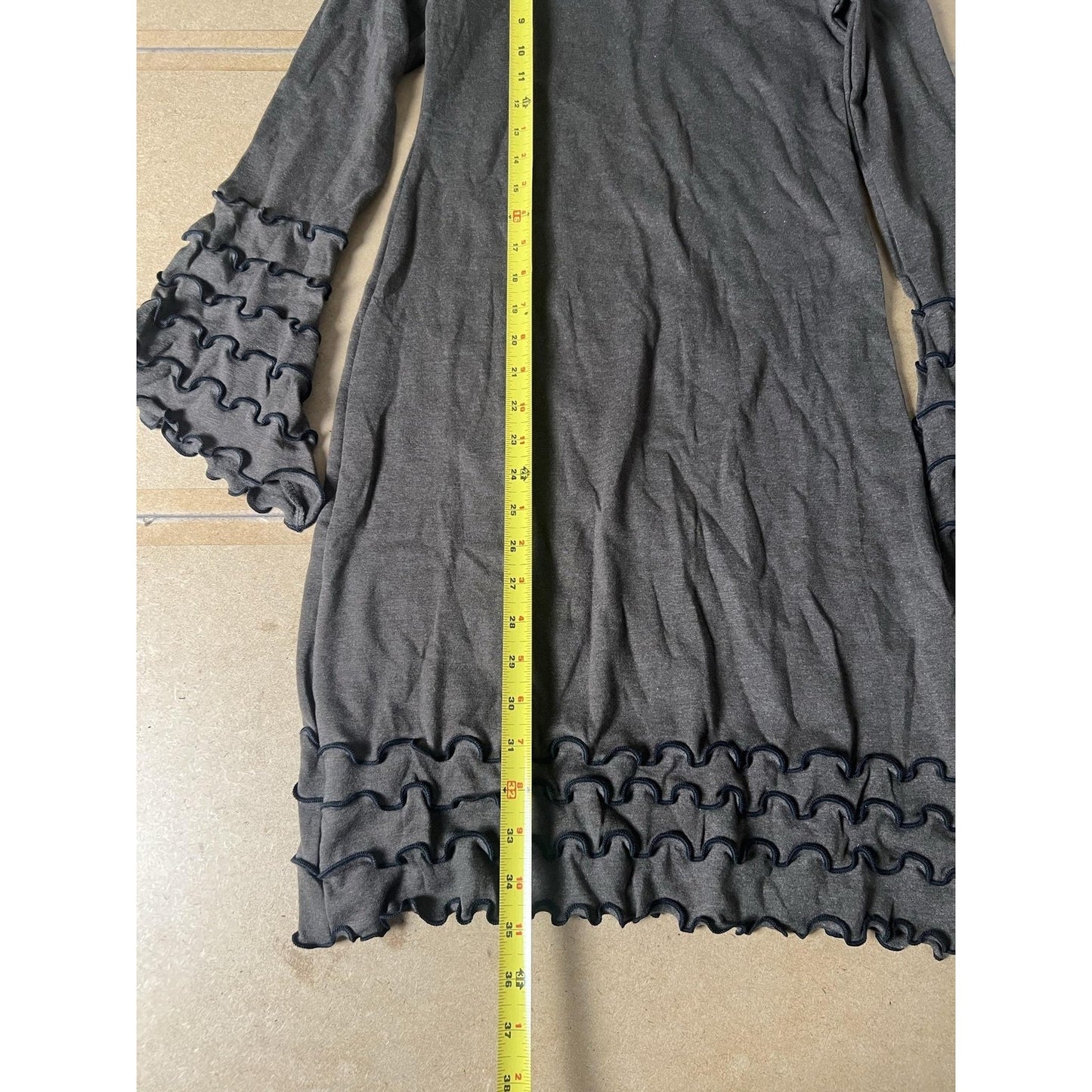LAURA HLAVAC Dress Womens S Gray Sweater Dress Scoop Neck Bell Sleeve Ruffle