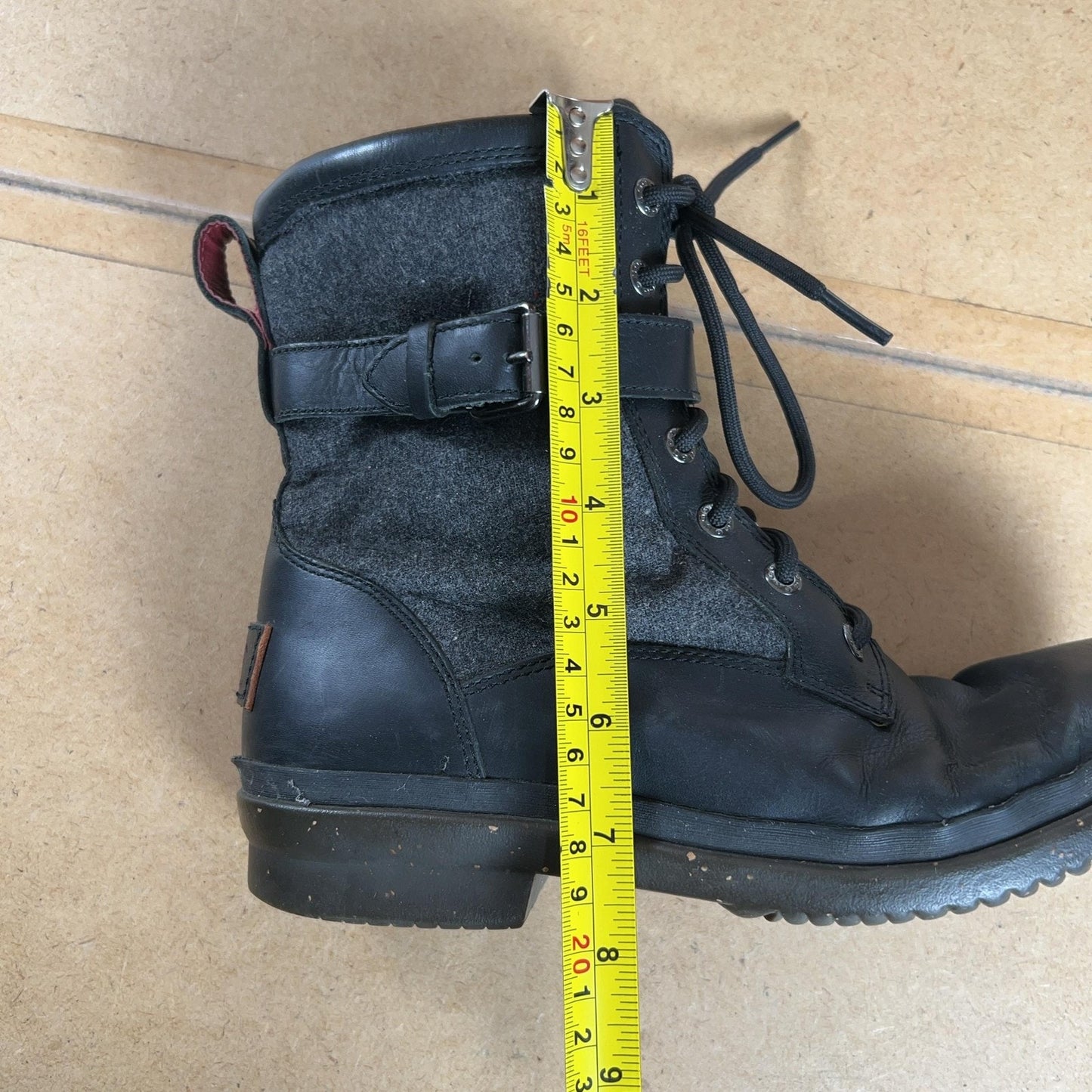 UGG Boot Womens Size 8.5 Black Leather Combat Wool Lined Zip Lace Up 1005264