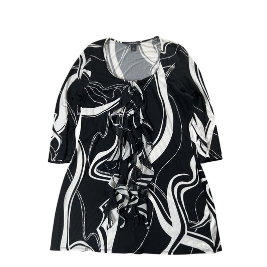 White House Black Market Tunic Womens XL Black Scoop Neck Ruffle Geometric