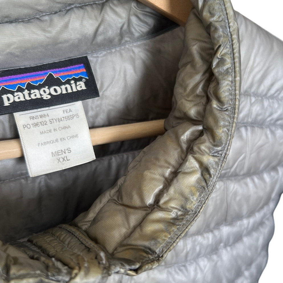 Patagonia 2XL Ultralight Down Silver 100% Nylon Jacket