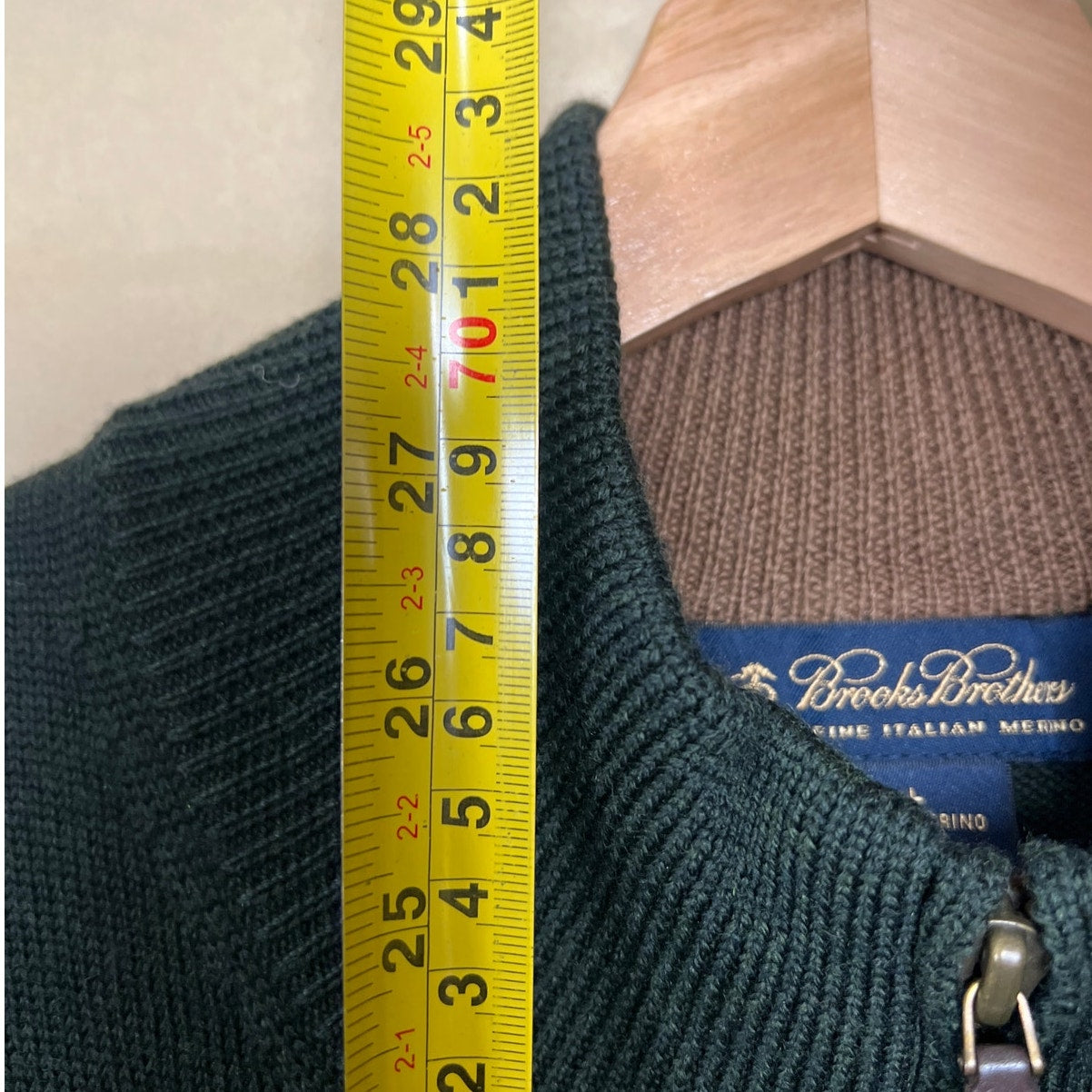 Brooks Brother Sweater Vest 100% Merino Wool Black Large