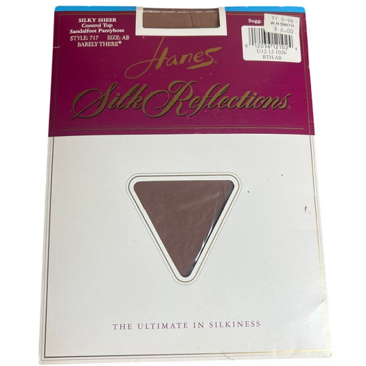 NWT Hanes Silk Reflection Silky Sheer Sandalfoot Pantyhose Size AB
