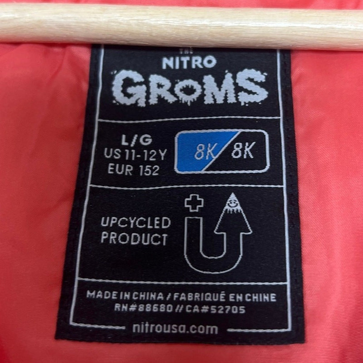 The Nitro GROMS Youth Large Purple Zip Up Jacket Ski Snowboard