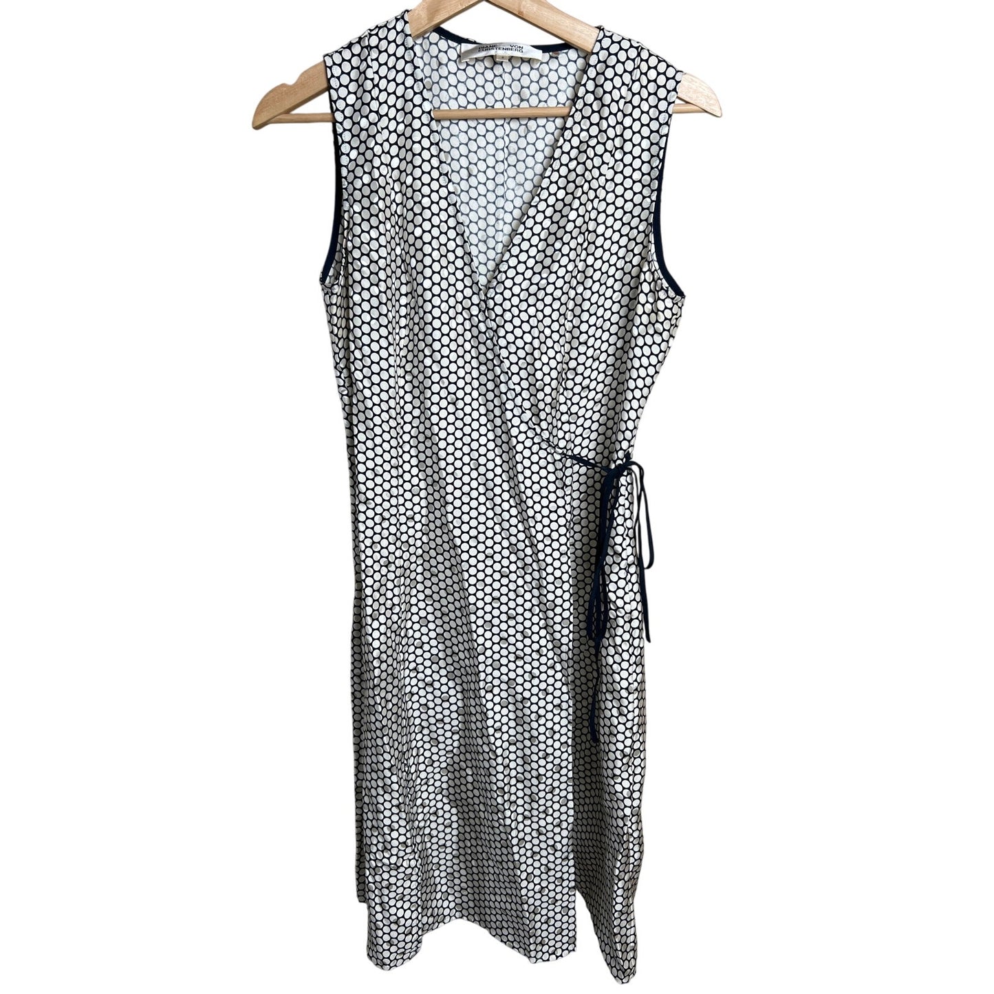 Diane Von Furstenberg Size 4 Side Tie Silk Fit & Flare Dress