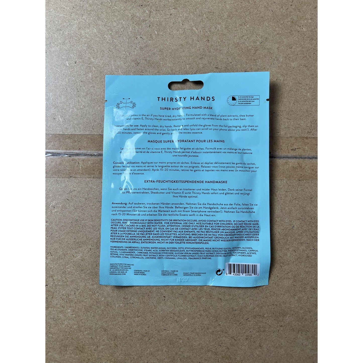 Nails Inc Aqua Teal Plastic Aluminium Hand Mask 18 ML Thirsty Hands Gloves