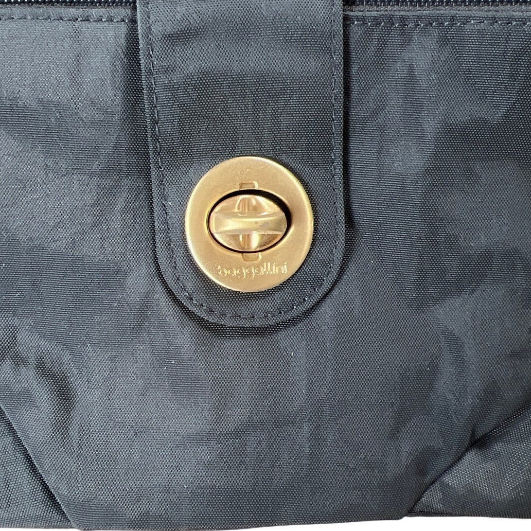 Baggallini Womens Crossbody Bag Black Turnlock Flap Adjustable Strap Nylon