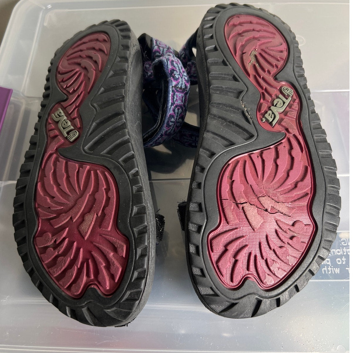 Teva Hurricane Women's Amy Purple Size 10 Sandals Ungluing Sole
