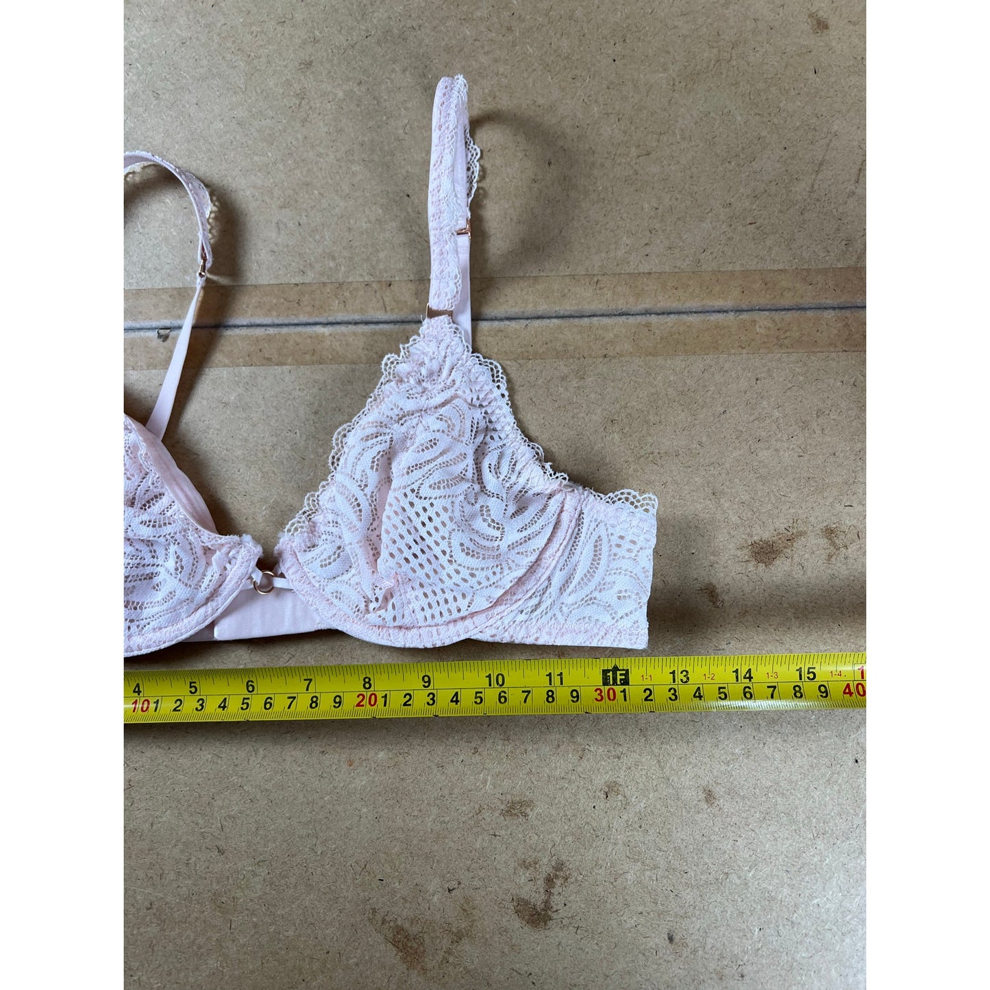 Aerie Bra Womens 34B Pink Bralette Unpadded Lace Sheer Adjustable Hook & Eye