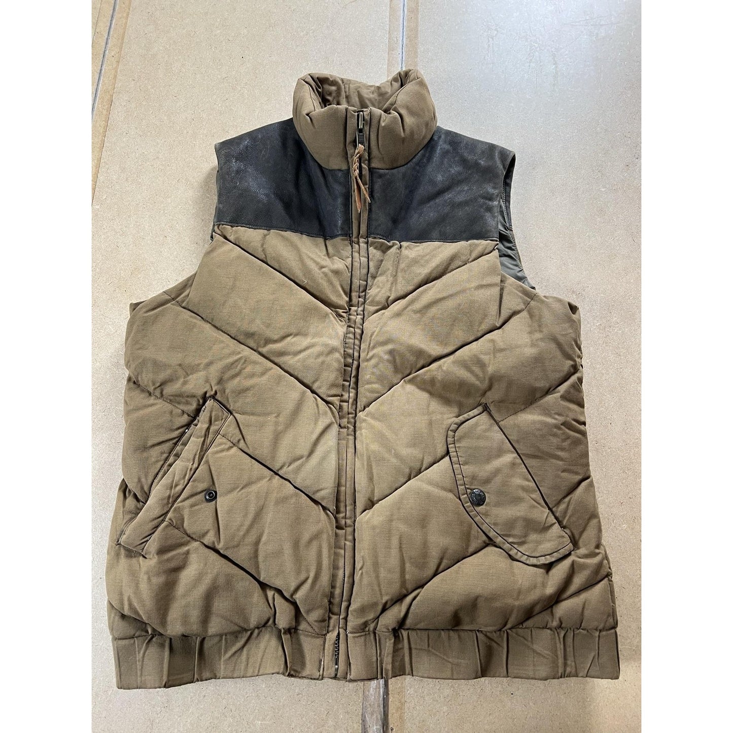 Filson Vest Mens M Brown Puffer Jacket Canvas Down Insulated Quilted Collared