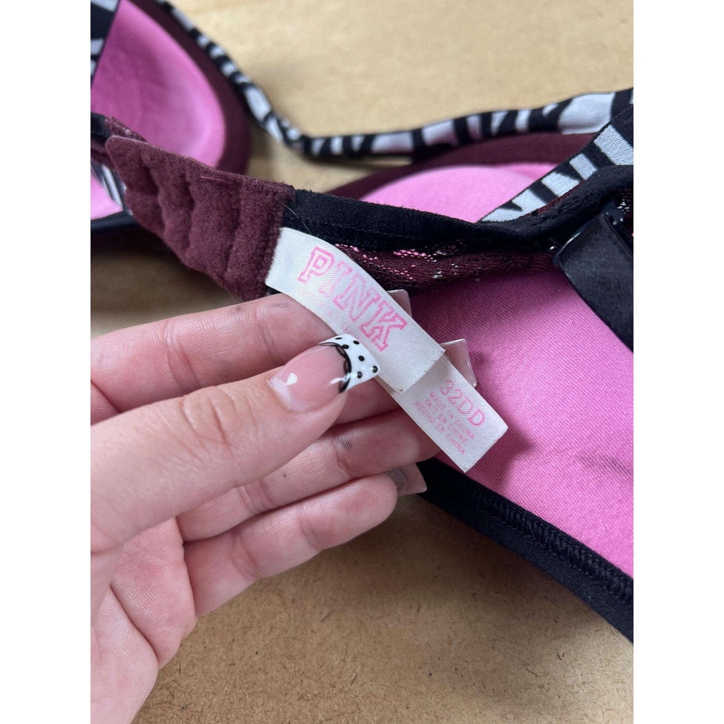 PINK Bra Womens 32DD Red Push Up Padded Molded Underwired Lace Elastic Band