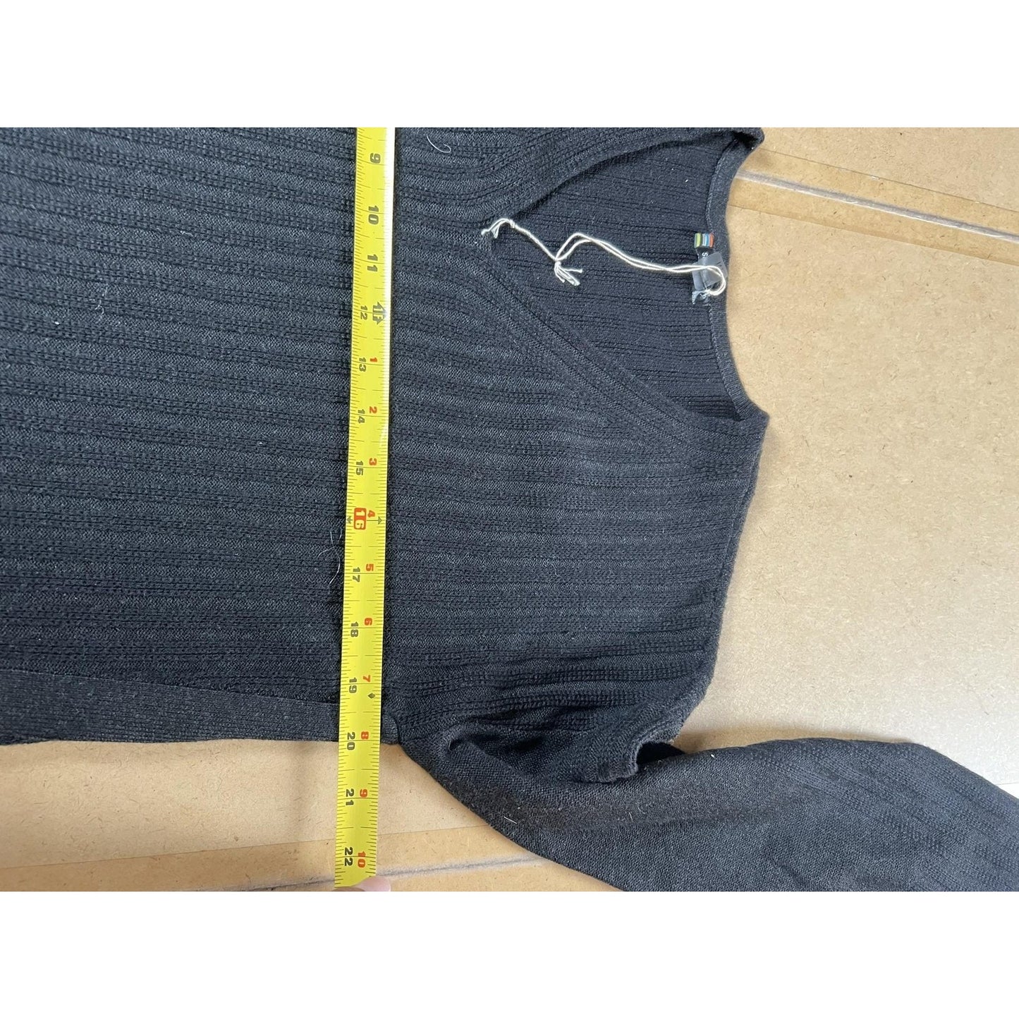 SmartWool Sweater Womens M Black Tunic V-Neck Ribbed Knit Stretch Relaxed Logo