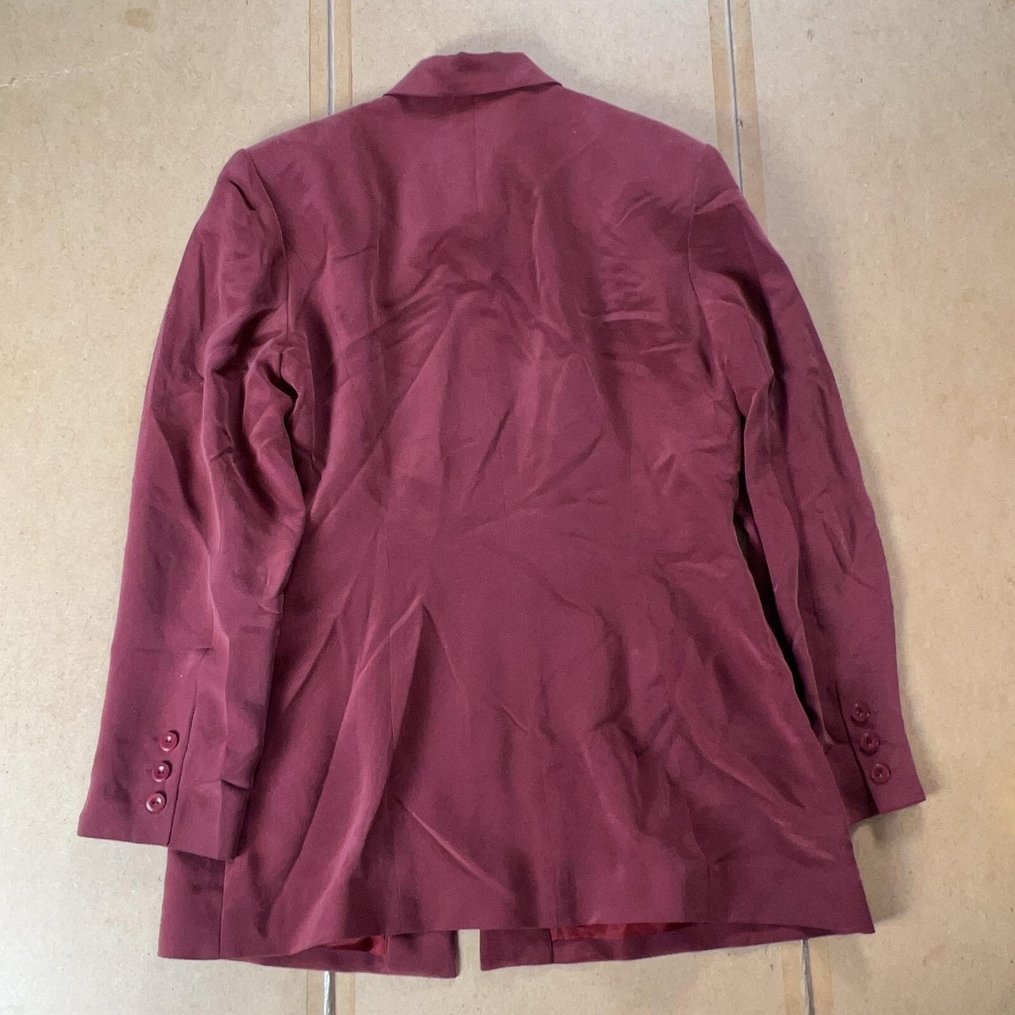 Due Per Due Cardigan Womens 14 Red Silk Lined Collared Pockets Button Business