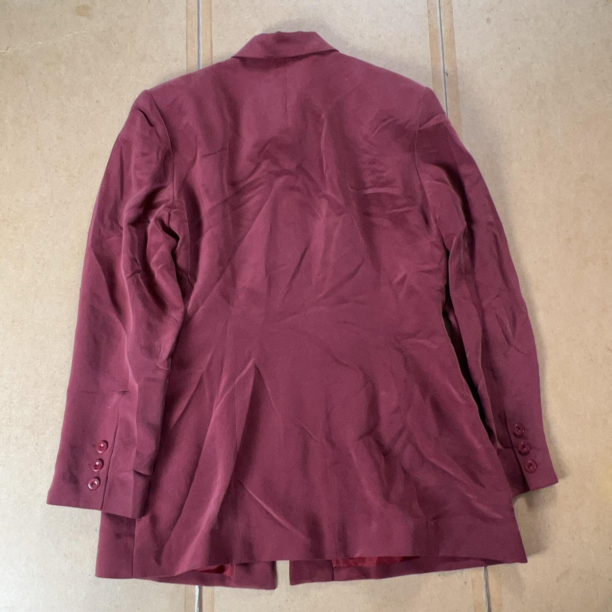 Due Per Due Cardigan Womens 14 Red Silk Lined Collared Pockets Button Business