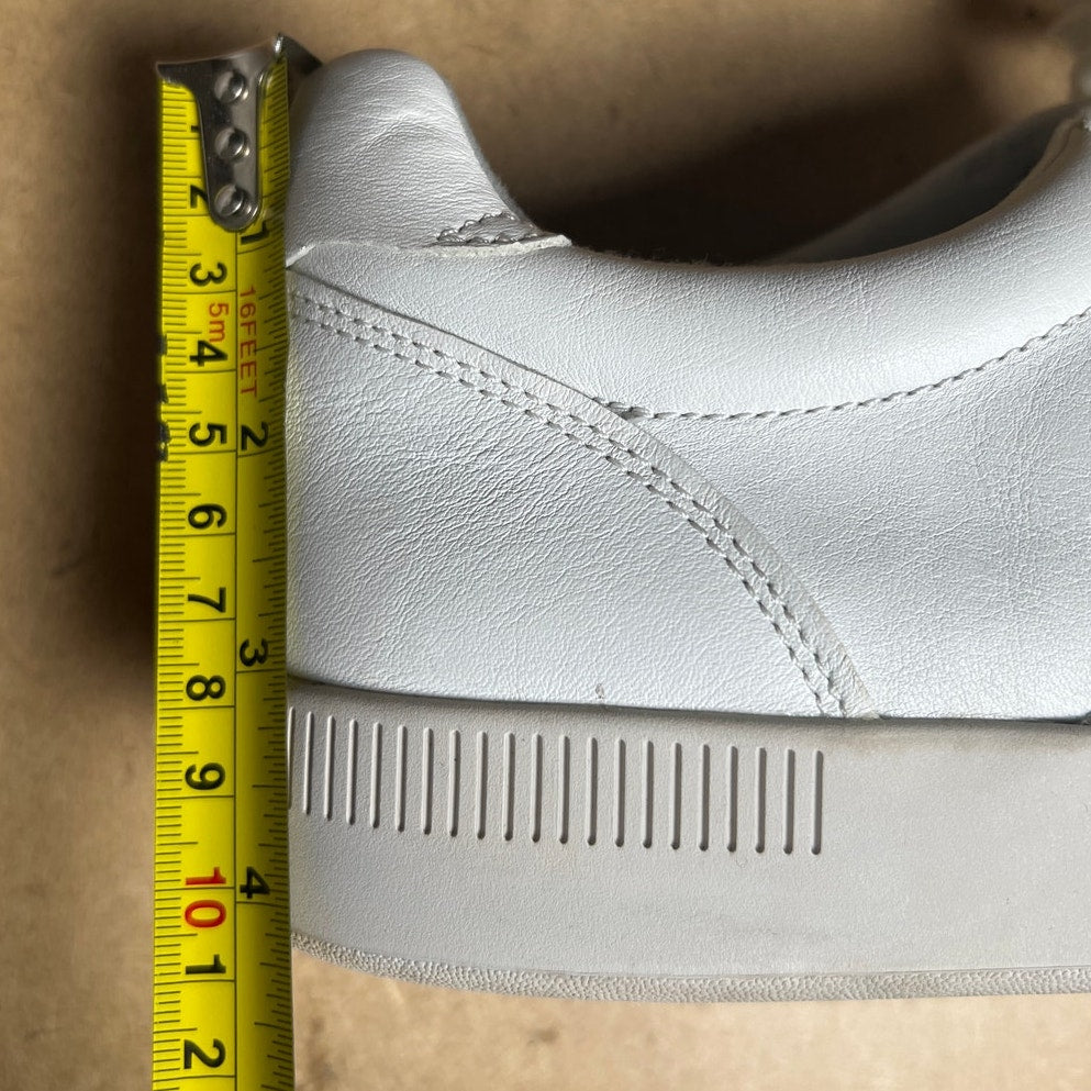 AllBirds Unisex White Lace-Up Sneakers W13 M11