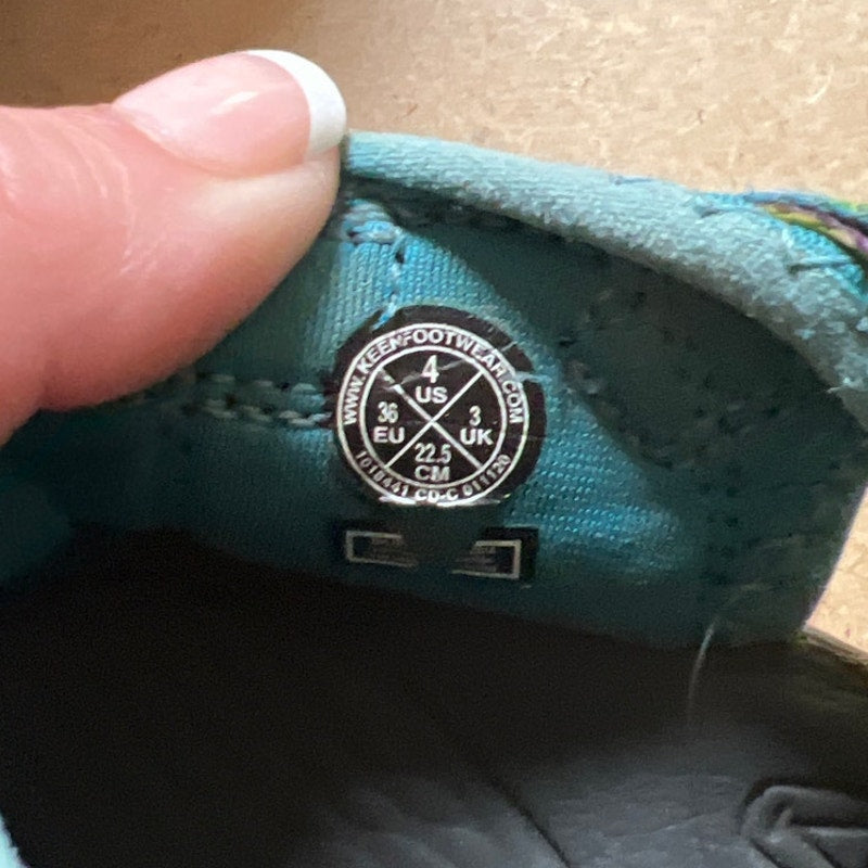 KEEN Newport H2 Water Shoes Sandals Womens Size 4 Rainbow Tie Dye Washable