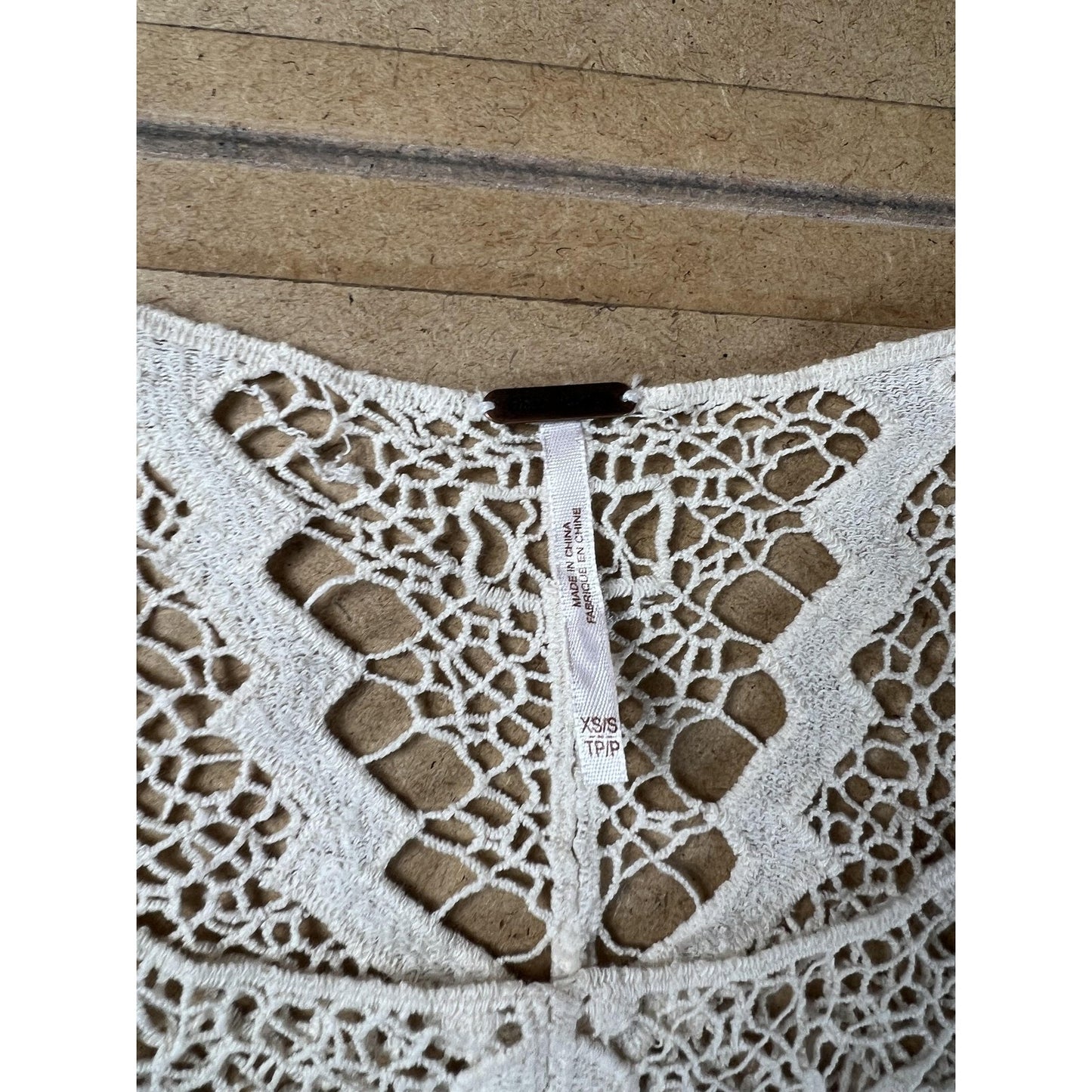 TRIP Shirt Womens XS/S Beige Linen Lace Crochet Embellished Summer Beach
