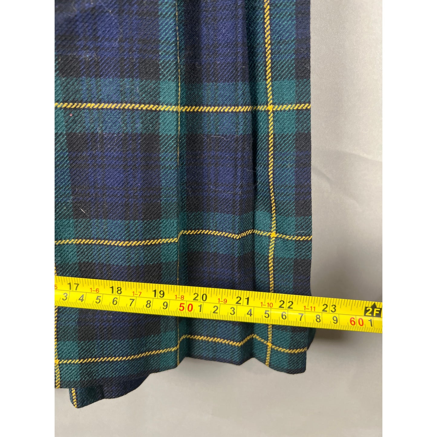 Vintage Scottish Export Mosbrook Green Plaid Ladies Tartan Kilt *Broken Clip*