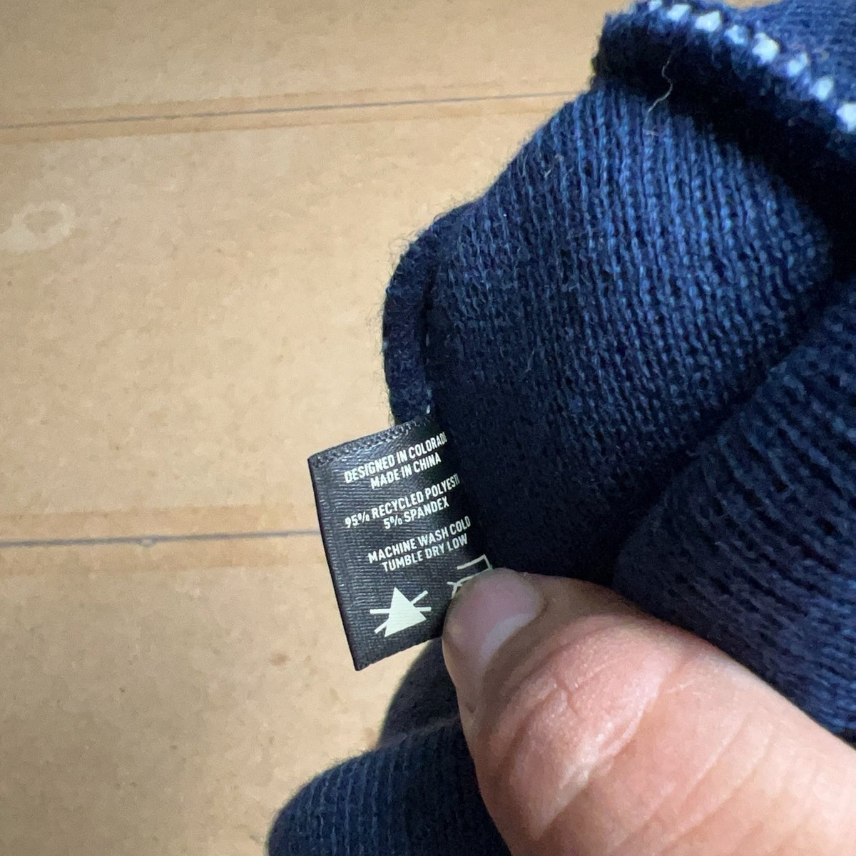 Locale Beanie Hat Mens One Size Blue Striped Pom Pom Giants Ridge Winter