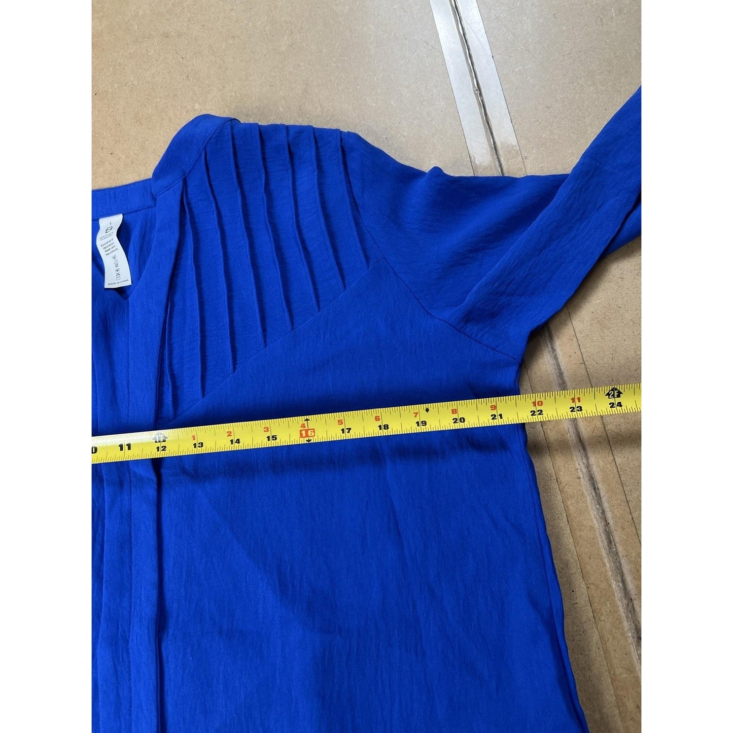 Blouse Womens L Blue V-Neck Long Sleeve Pleated Button Polyester Spandex