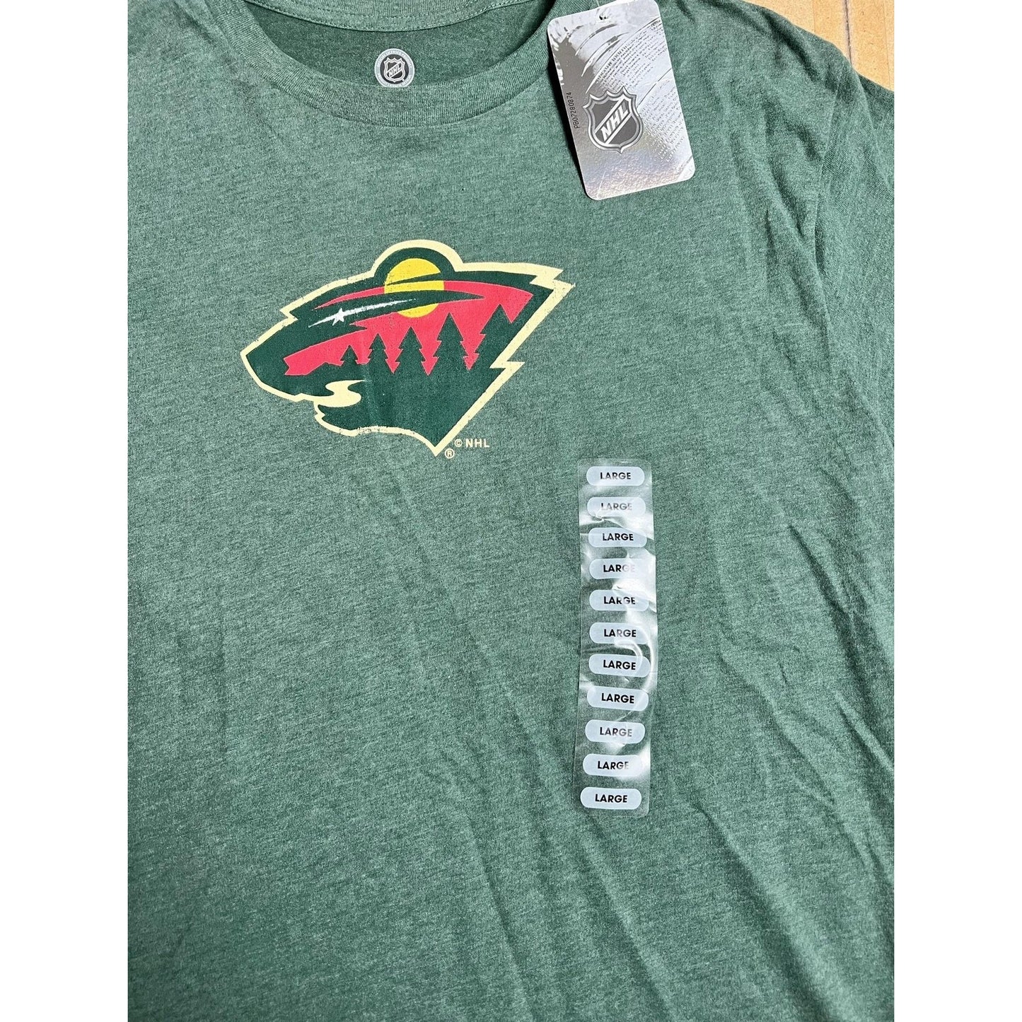NHL Shirt Mens L Green Minnesota Wild Logo Graphic Tagless Cotton Blend Hockey