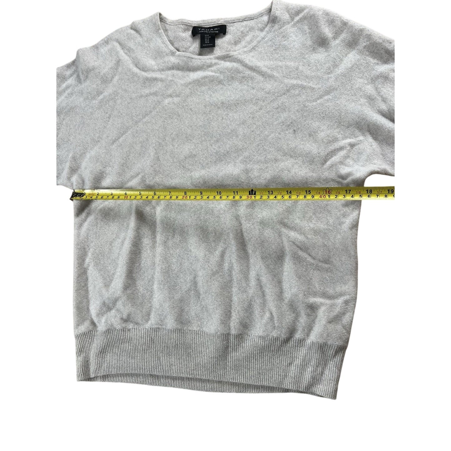 Tahari T-Shirt Womens M Gray Crew Neck Long Sleeve 100% Cashmere Knit Pullover