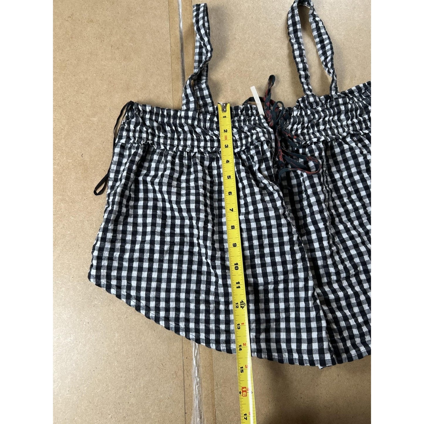 Urban Outfitters Tank Womens S Black Check Camisole Strappy Sleeve Casual